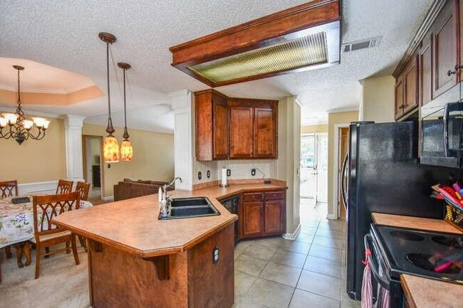 Building Photo - 886 Jefferson Walk Cir