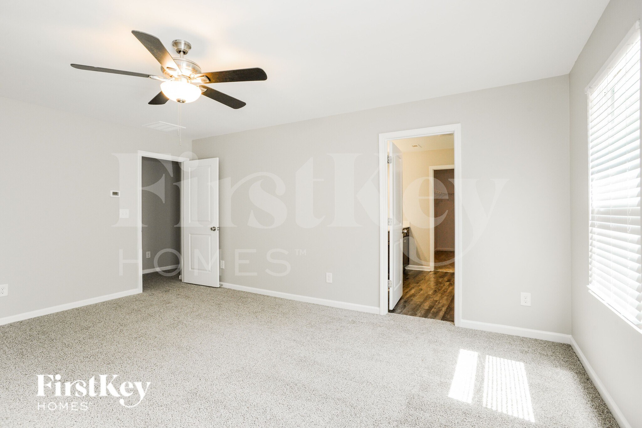 Building Photo - 9628 Hamel St