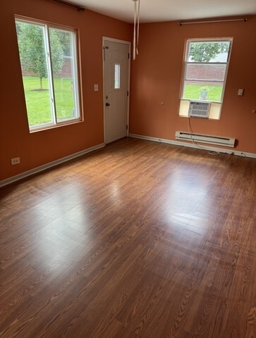 Building Photo - 4N553 IL-83