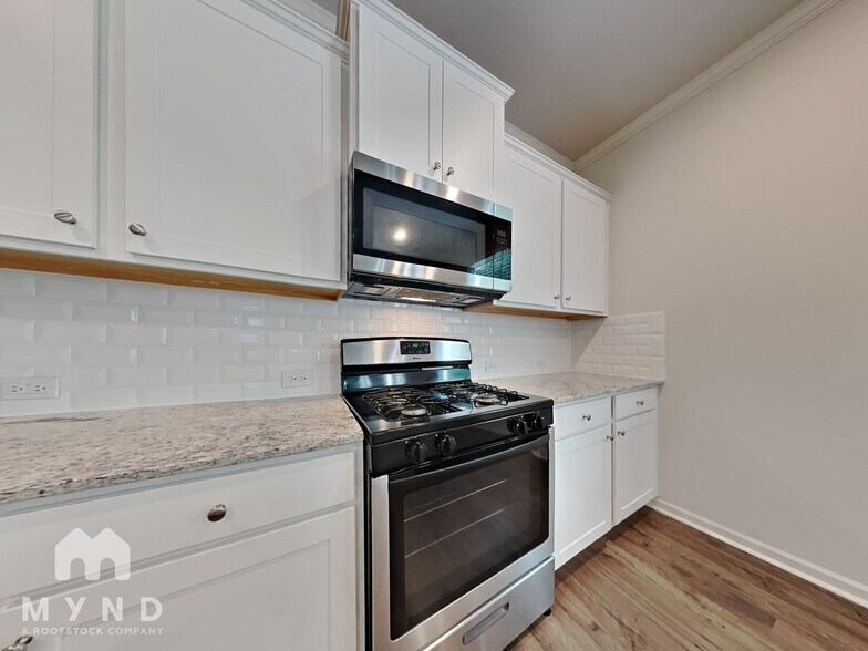 Building Photo - 262 Barnwood Ln