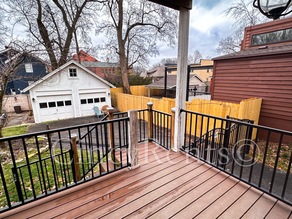 Building Photo - 3416 Mooney Ave