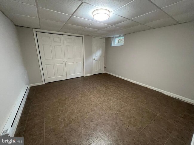 Building Photo - 800 Severn Dr