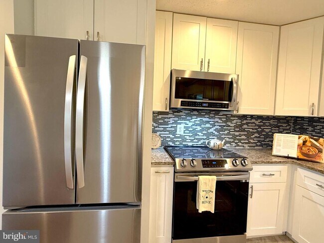 Building Photo - 4959 Linsey Ct