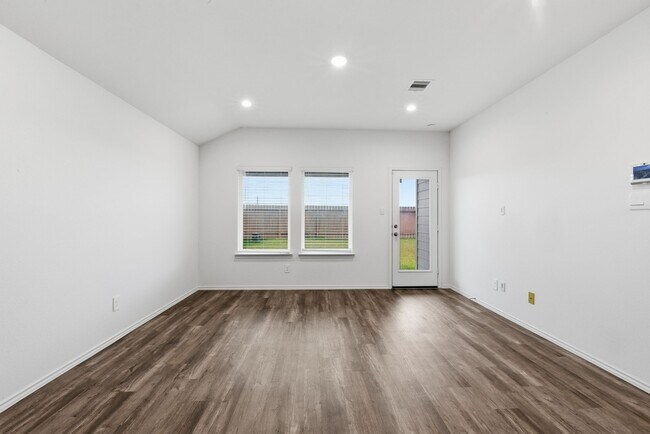 Building Photo - 24343 Saddlestone Green Dr