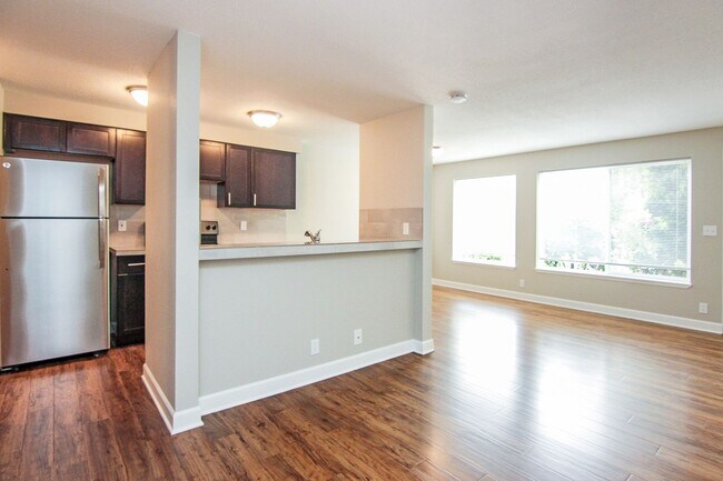 Interior Photo - 7938 SW 35th Ave