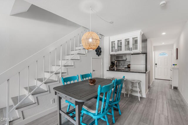 Building Photo - 304 E Surfside Dr