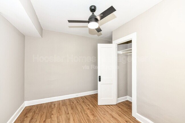 Building Photo - 802 N Denny St