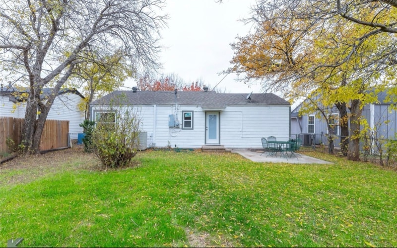 Building Photo - 1433 Park Ave