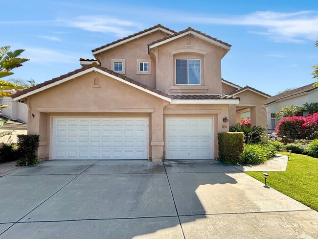Building Photo - Beautiful & Spacious 5BD/3BA House in East...