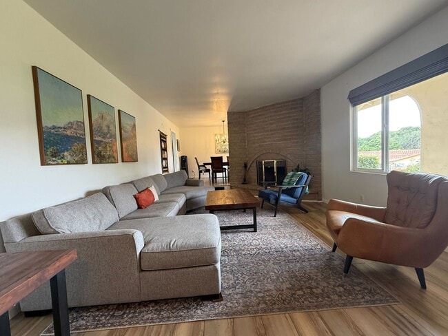 Building Photo - Coming availble soon!!! Tranquil Oak Hills...