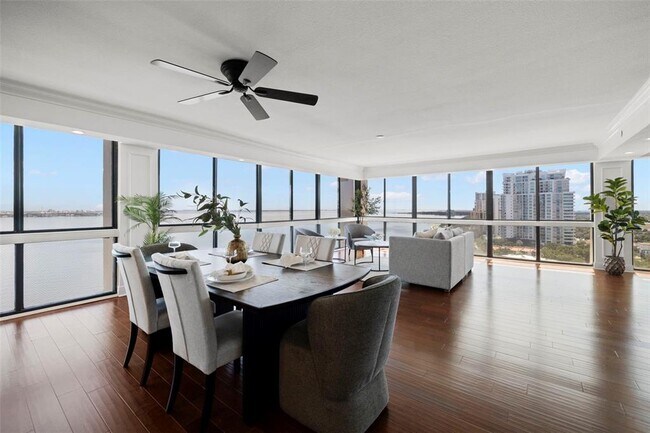 Building Photo - 3301 Bayshore Blvd