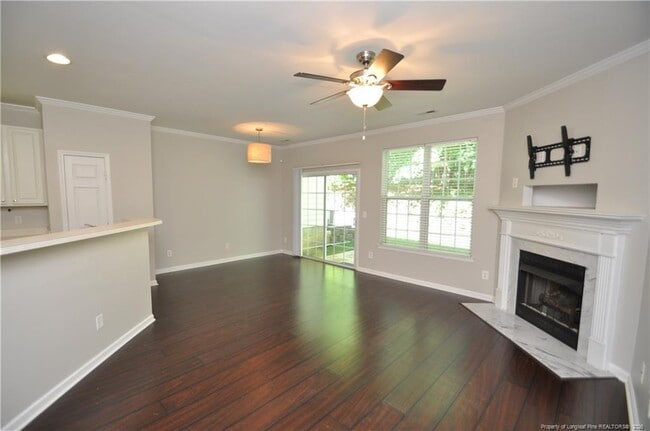 Building Photo - 2202 Plum Frost Dr