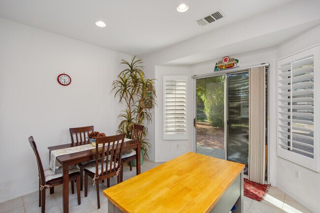 Building Photo - 78637 Rockwell Cir
