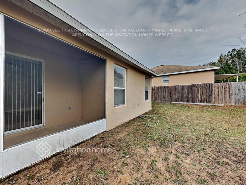 Building Photo - 555 Bluff Pass Dr