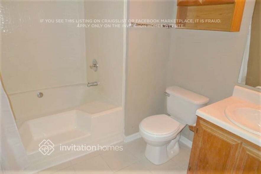 Building Photo - 1693 Independence Dr