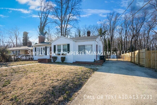 Building Photo - 7709 Ravine Dr
