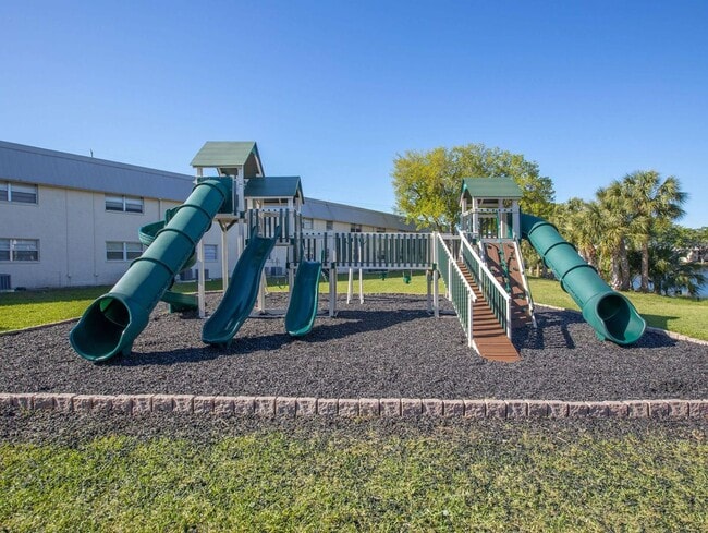 Building Photo - Armature Park- 2/1A-RH
