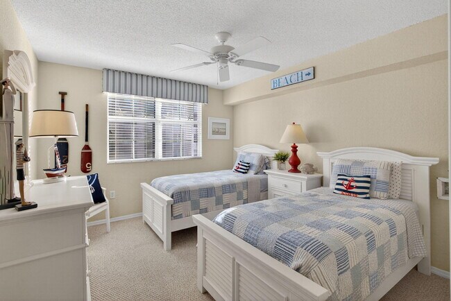 Building Photo - 1801 N Flagler Dr