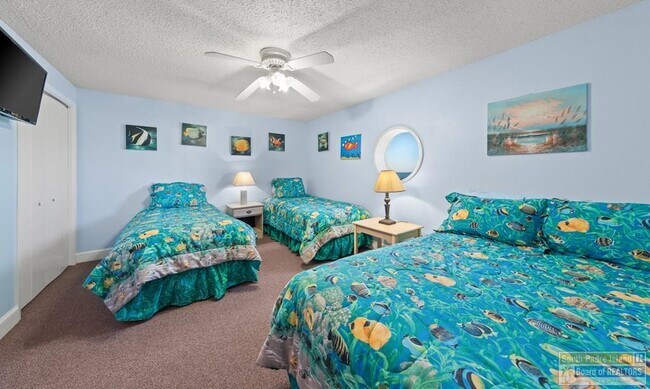 Building Photo - 6201 Padre Blvd