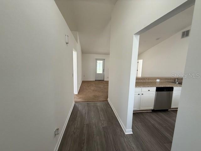 Building Photo - 1703 Sail Ct