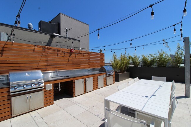 Building Photo - Dogpatch: Studio Built in 2020 w/ in-unit ...