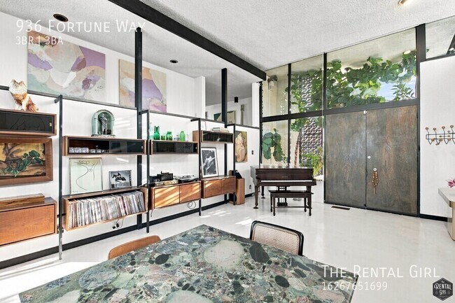 Building Photo - 936 Fortune Way