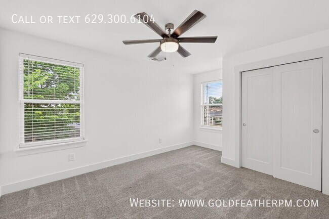 Building Photo - 253A Riverside Dr
