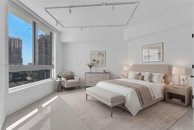 Building Photo - 350 S Miami Ave