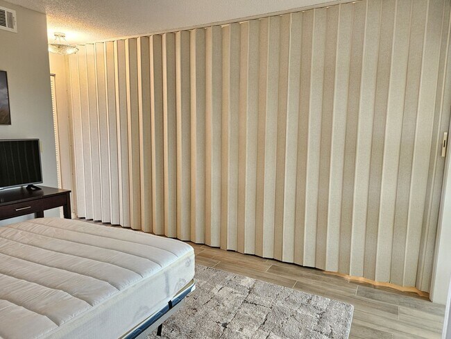 Building Photo - Charming First-Floor Condo in Plantation Golf and Country Club with a Community Pool Access!