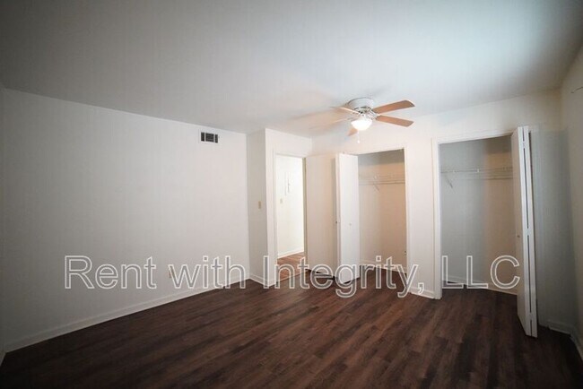 Building Photo - 2555 Chateau Ln