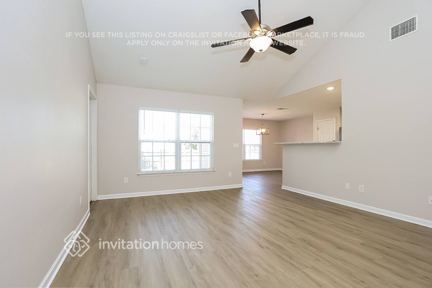 Building Photo - 308 Sarava Ln