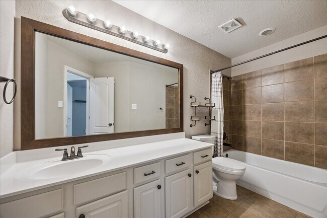 Building Photo - 23107 Enchanted Cactus Dr