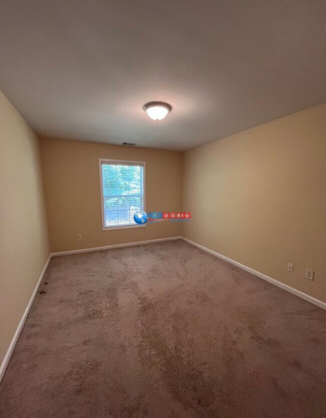 Building Photo - Spacious 2-story house in the PARKVIEW cluster in Tucker