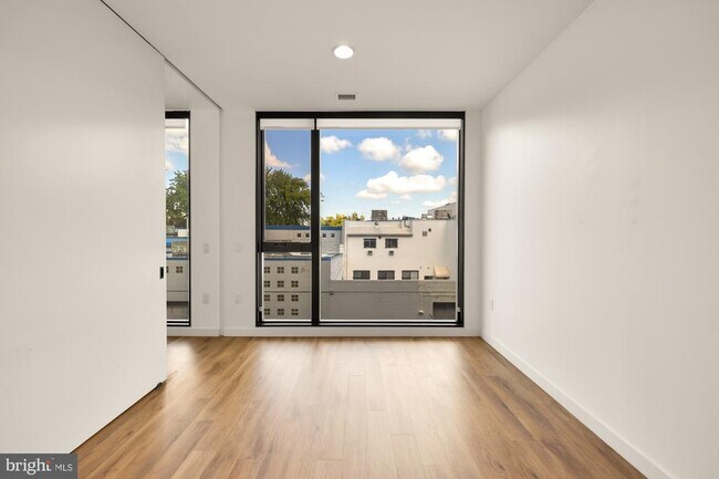 Building Photo - 57 N St NW