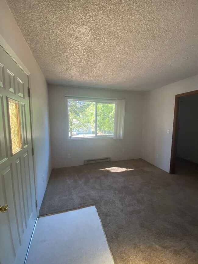 Building Photo - Manufactured Home In Bayview (APP#171)