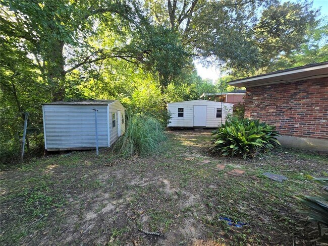 Building Photo - 111 Easthaven Rd