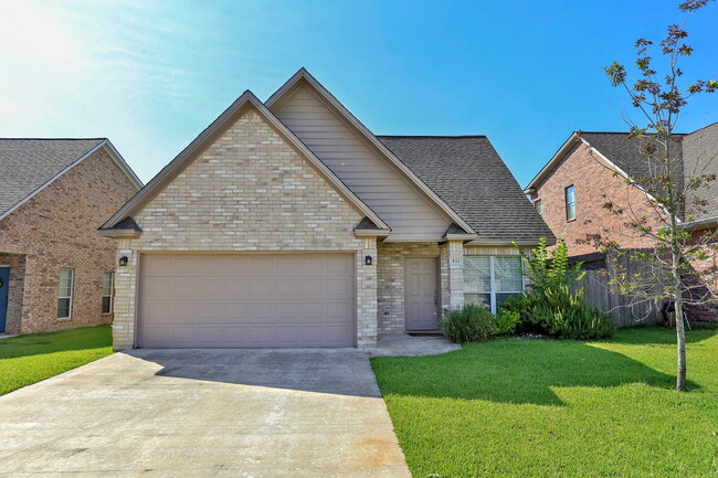 Building Photo - 411 Montauk Ct