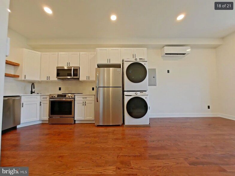 Building Photo - 1613 N 33rd St