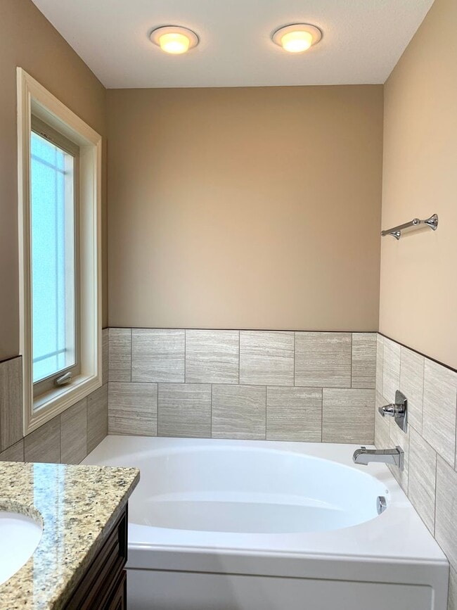 Building Photo - 1053 Quiver Ln
