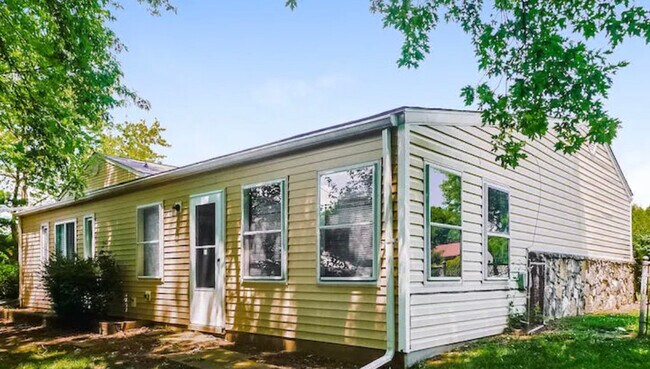 Building Photo - 6815 Turnberry Way