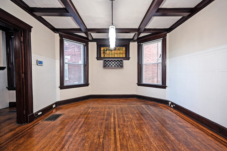 Building Photo - 1415 Locust St