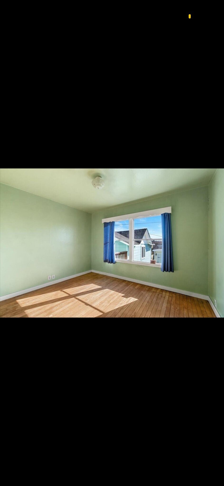 Building Photo - 945 9th St