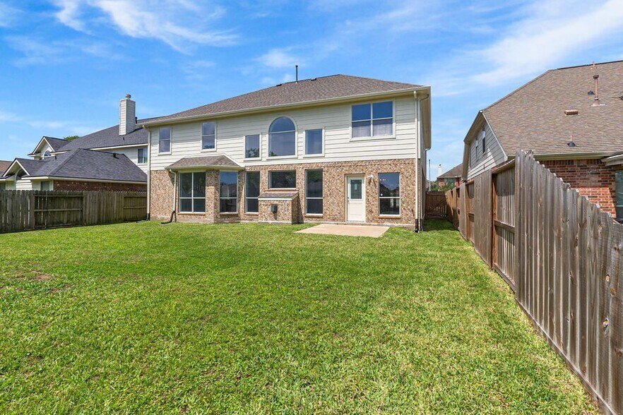 Building Photo - 22206 Bridgestone Pine Ct