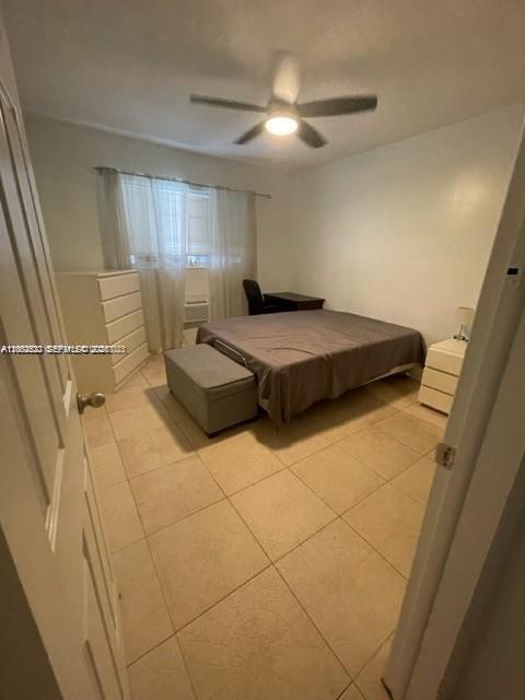 Building Photo - 6580 Santona St