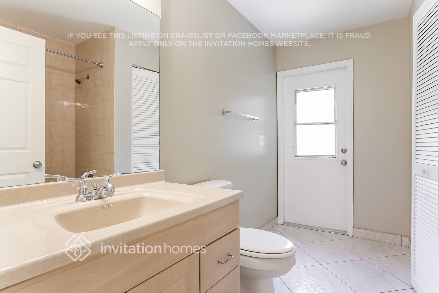 Building Photo - 1511 Primrose Ln