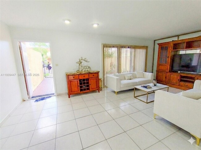 Building Photo - 7734 Balboa St