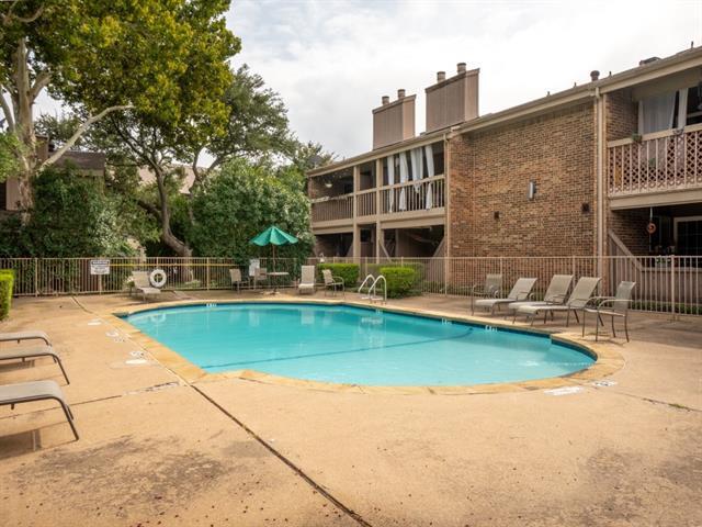 Building Photo - 5132 Amesbury Dr