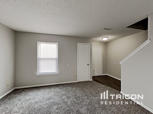 Building Photo - 3310 Carica Dr