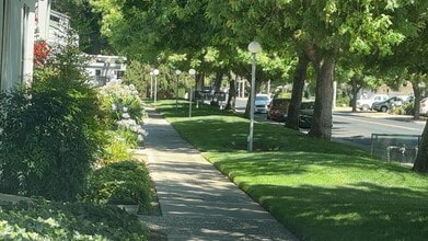Building Photo - Charming 1 Bedroom, 1 Bathroom Condo for Rent!