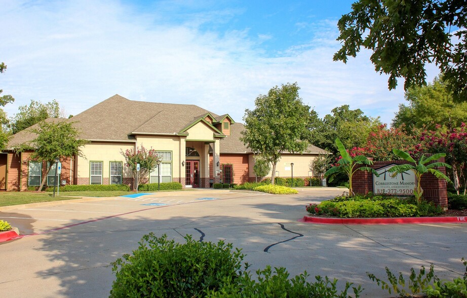 Primary Photo - Cobblestone Manor Senior Apartments